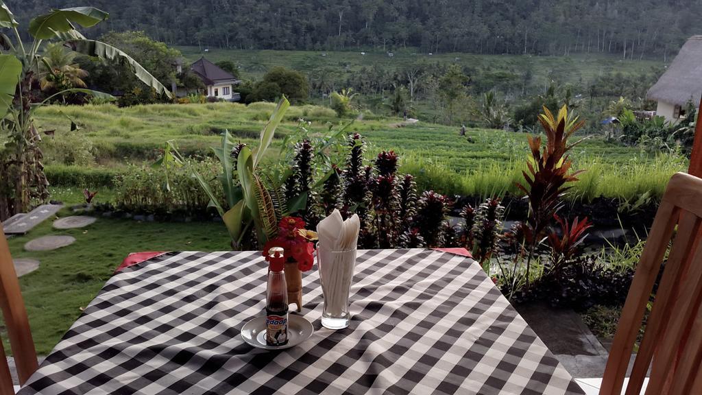 Embang Homestay 시데멘 외부 사진