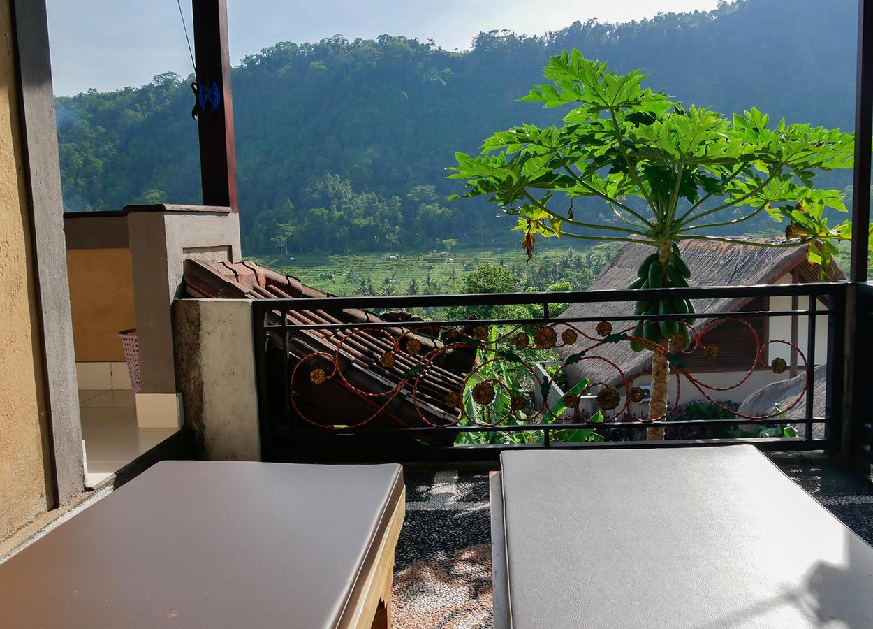Embang Homestay 시데멘 외부 사진