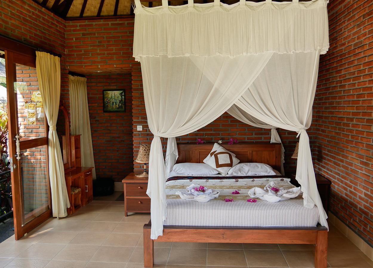 Embang Homestay 시데멘 외부 사진