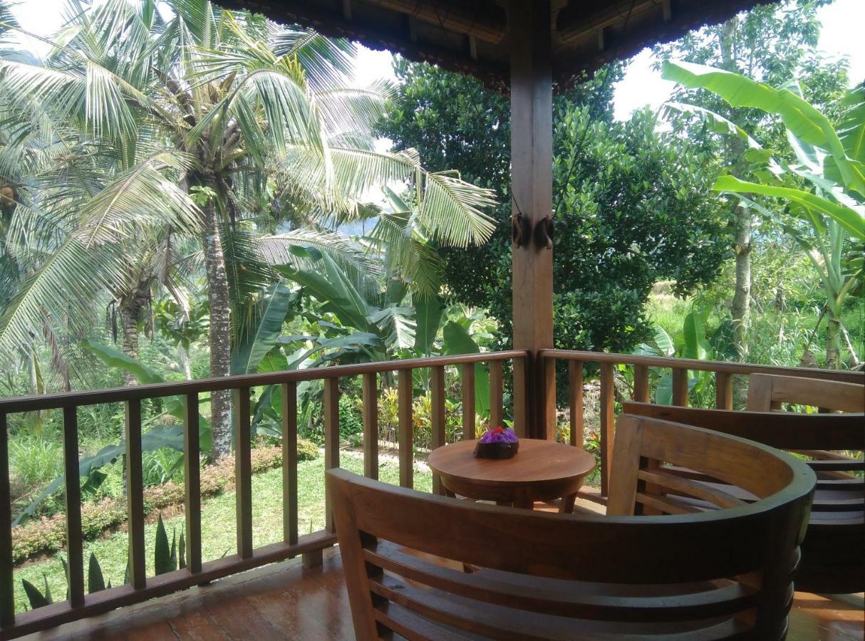 Embang Homestay 시데멘 외부 사진